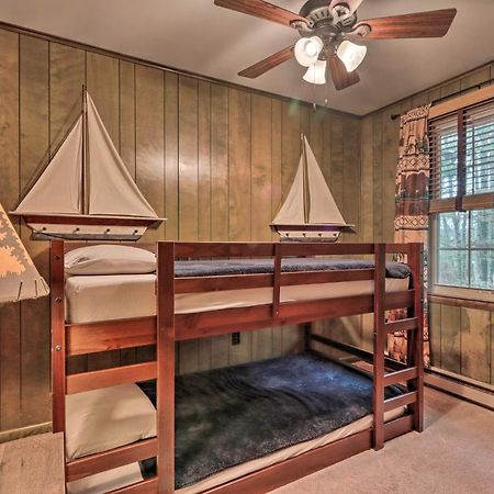 Poconos Home With Game Room Walk To Lake Harmony! Εξωτερικό φωτογραφία