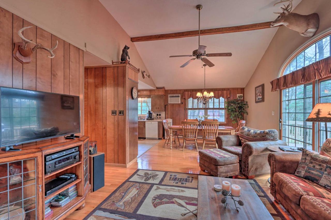 Poconos Home With Game Room Walk To Lake Harmony! Εξωτερικό φωτογραφία