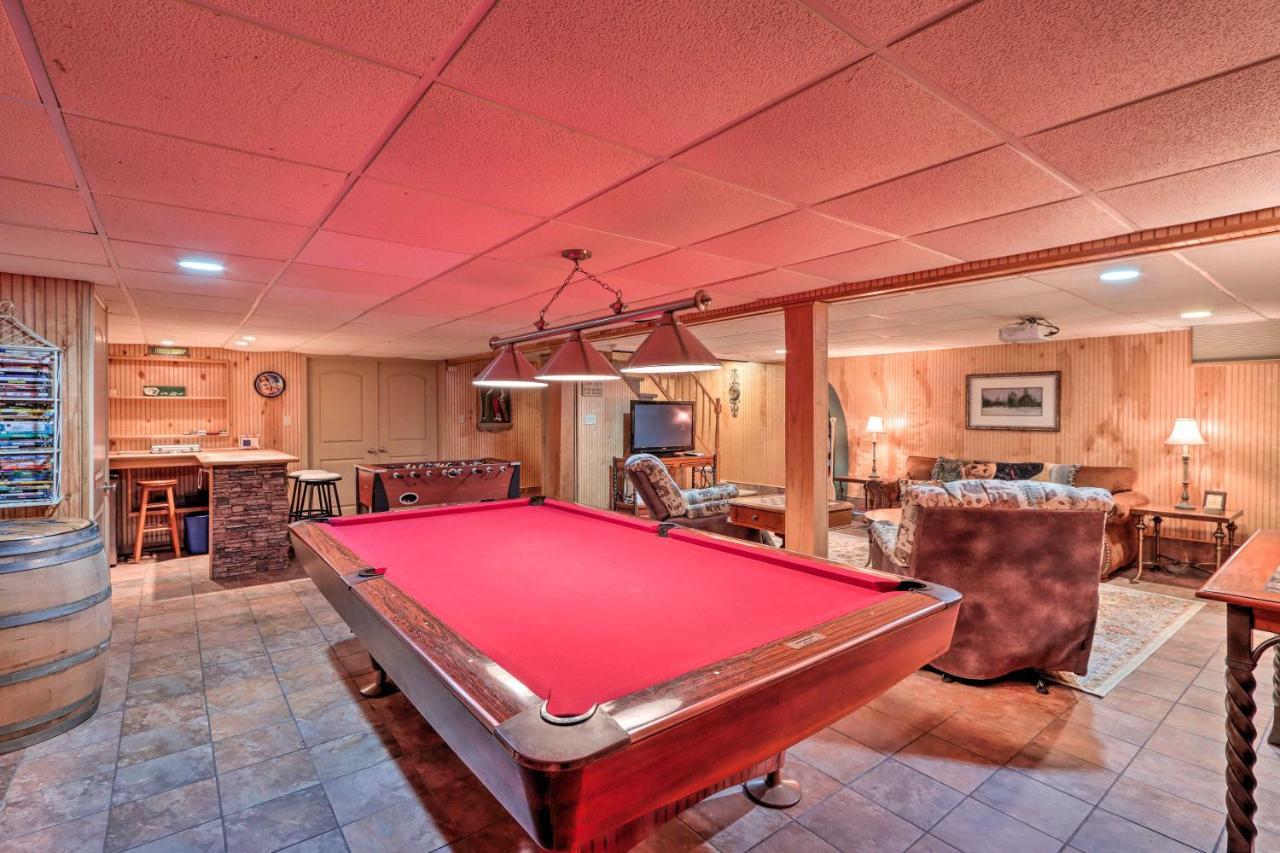 Poconos Home With Game Room Walk To Lake Harmony! Εξωτερικό φωτογραφία