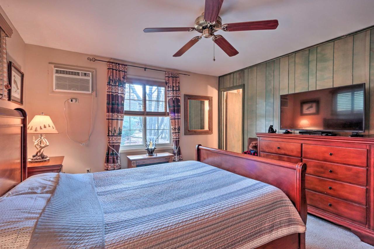 Poconos Home With Game Room Walk To Lake Harmony! Εξωτερικό φωτογραφία